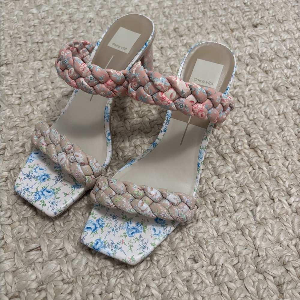 Dolce Vita Women's Floral Braided Sandals - Multicolor worn once